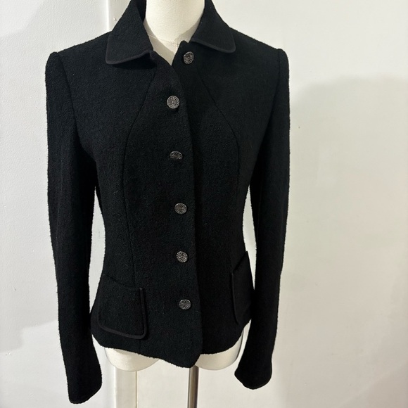 Tahari Wool Blend Black Blazer Jacket Button Down Sz 10 Classic Career Modern - Picture 1 of 13